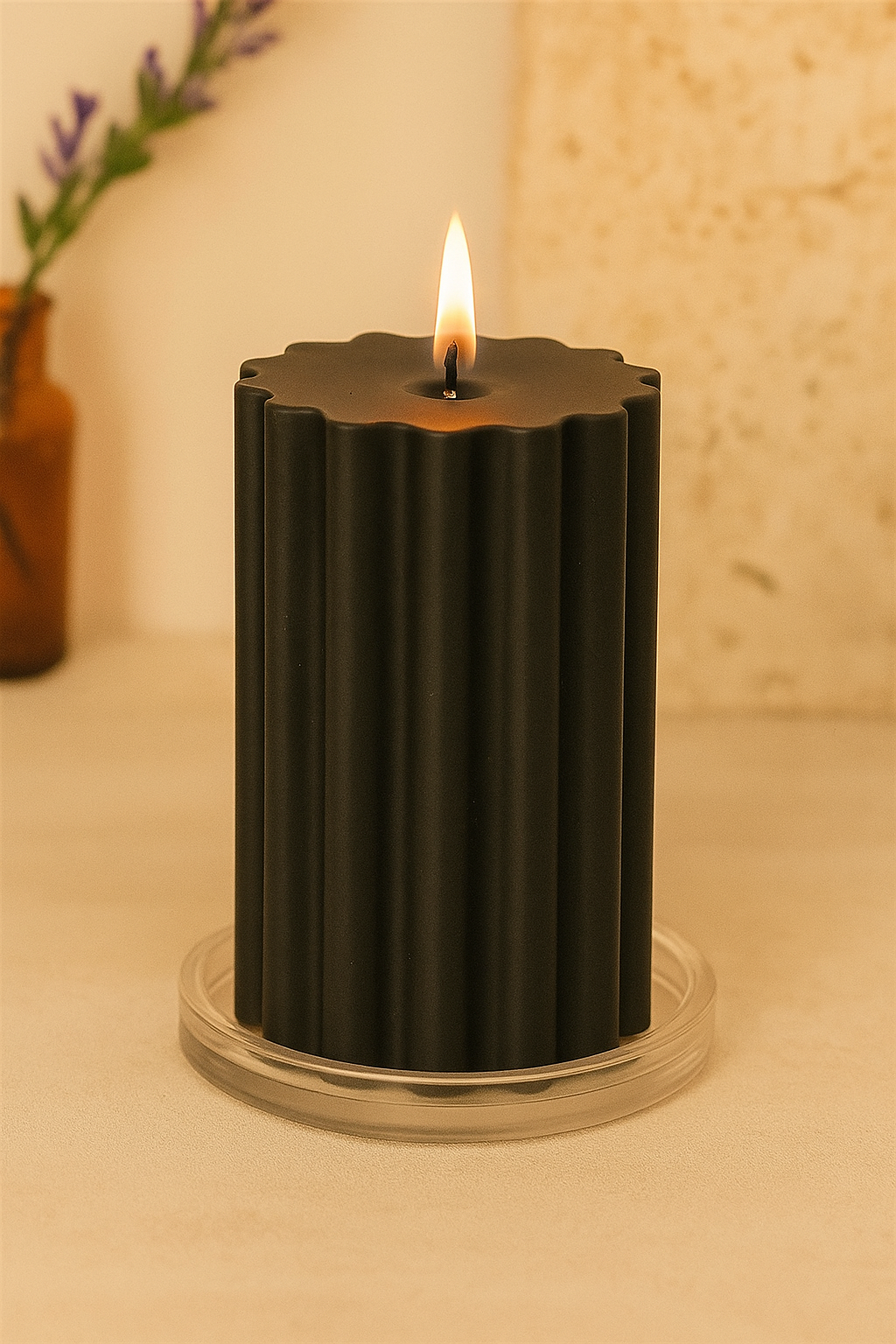 Decorative pillar candle, long-burning pillar candle