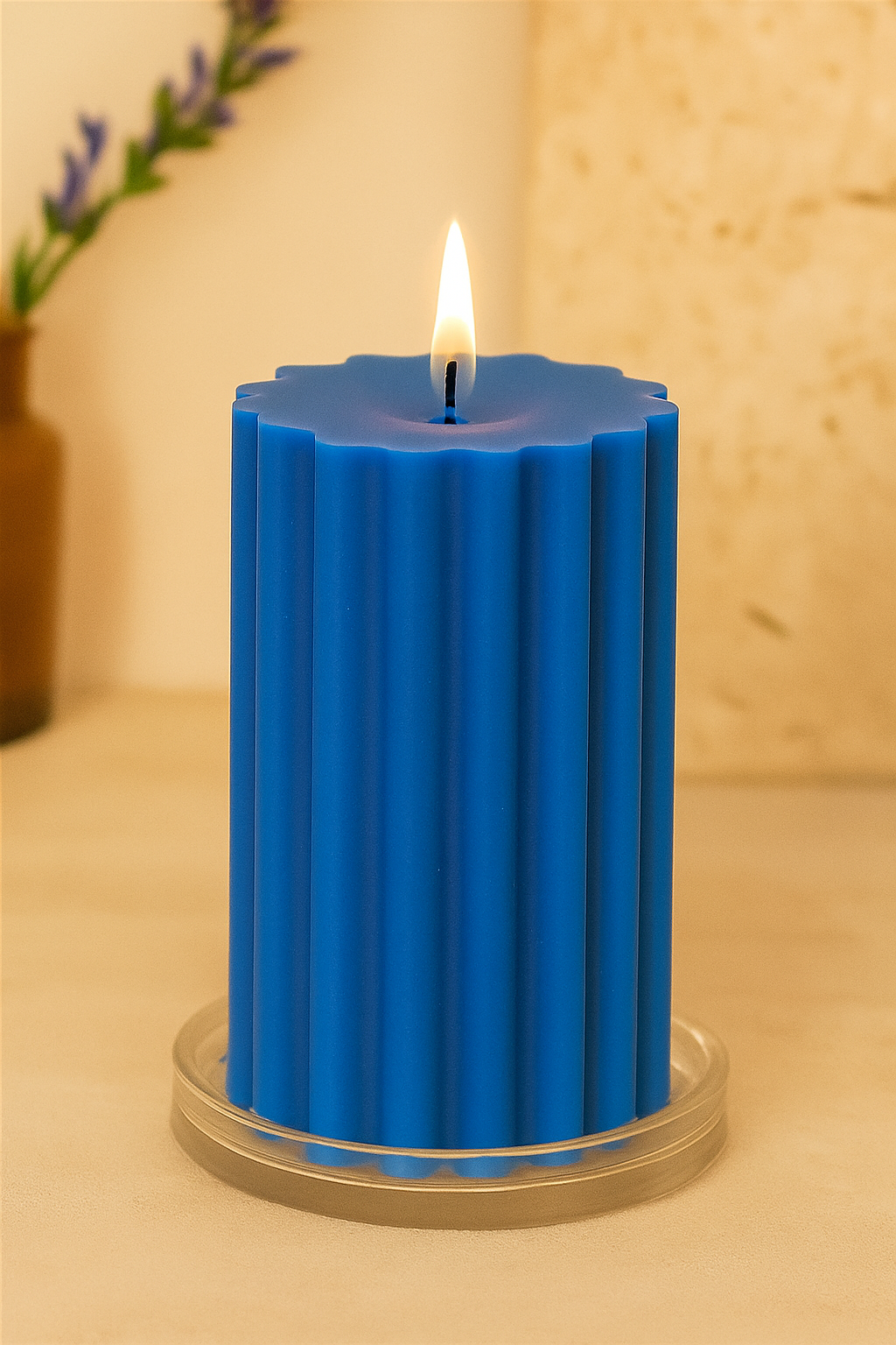 Decorative pillar candle, long-burning pillar candle