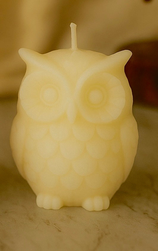 Owl sculpture candle made with natural wax for elegant home styling 